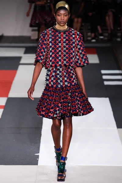 Look 22